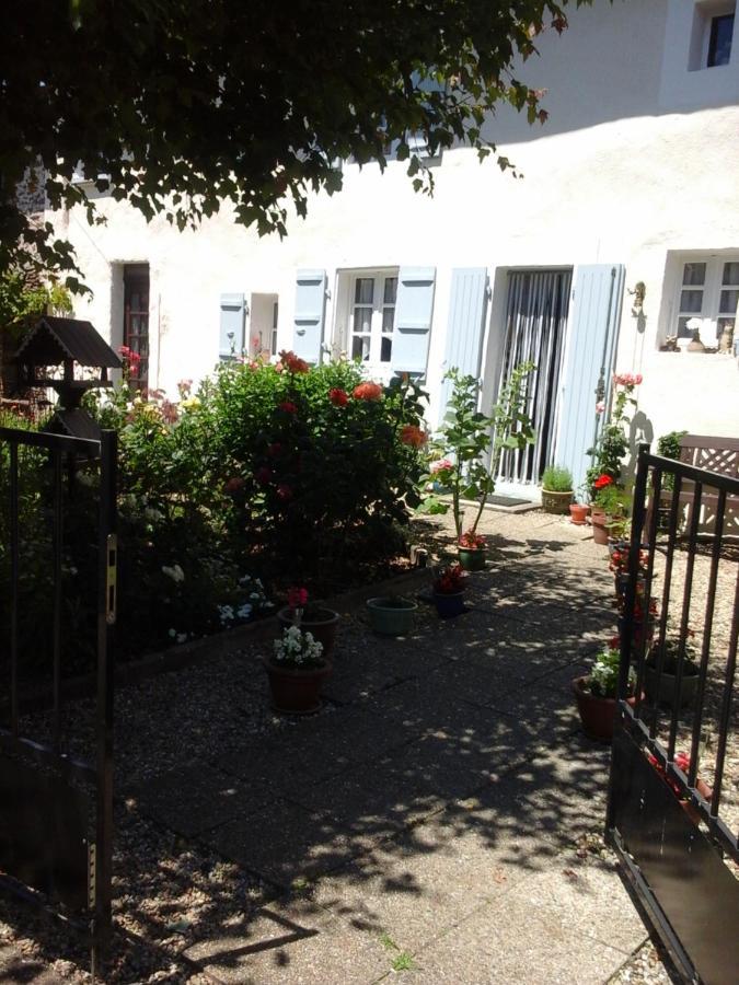 La Maison Des Fleurs Montemboeuf ภายนอก รูปภาพ