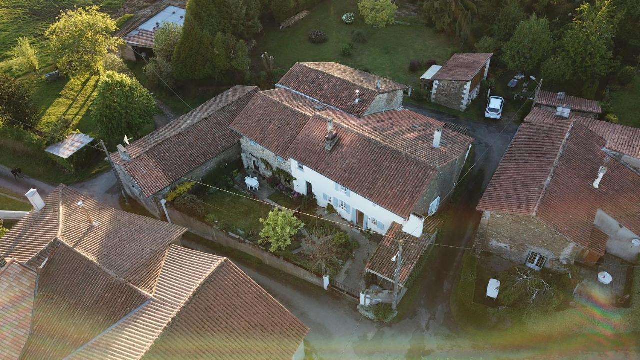 La Maison Des Fleurs Montemboeuf ภายนอก รูปภาพ