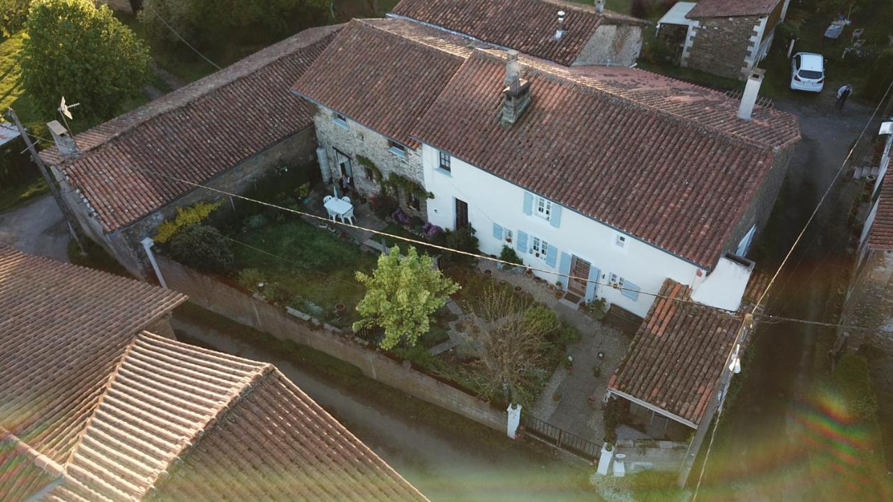 La Maison Des Fleurs Montemboeuf ภายนอก รูปภาพ